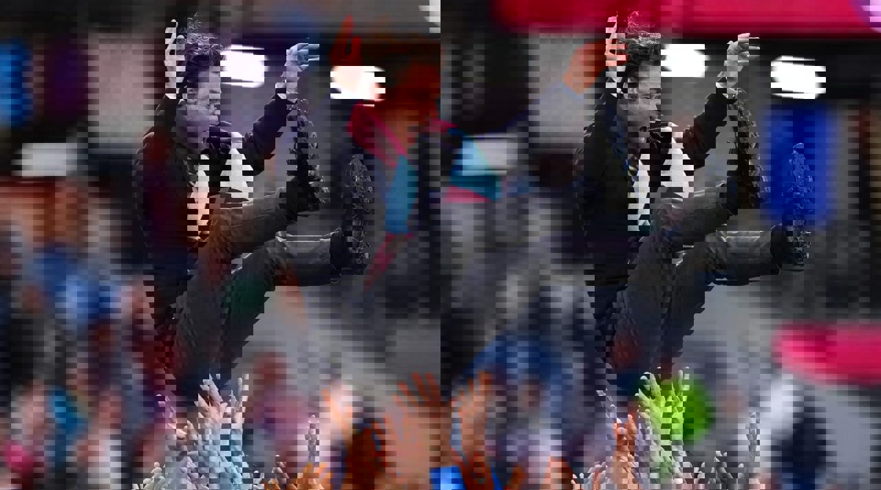 2176969