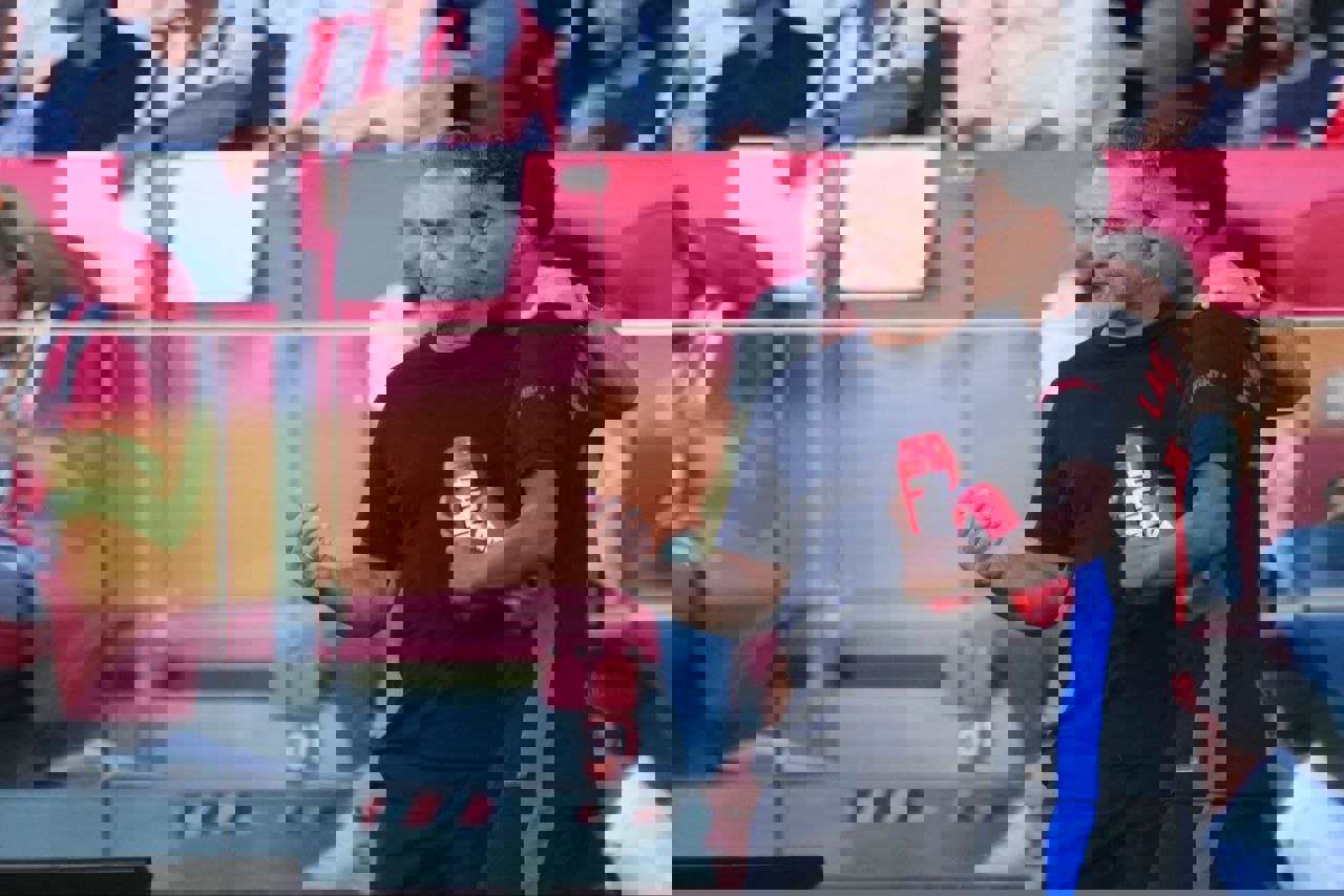 2177902