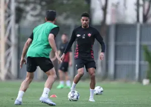 بازگشت یک مصدوم به تمرینات پرسپولیس