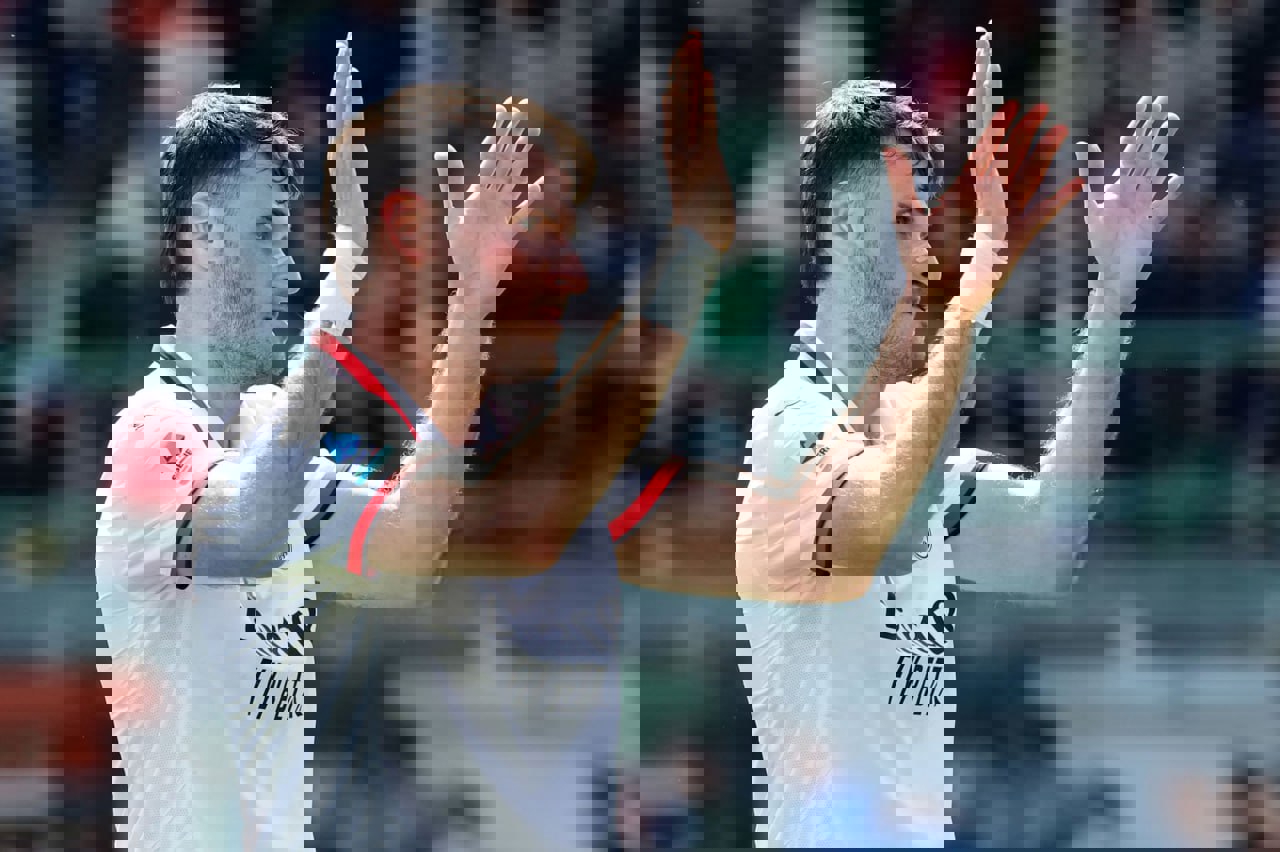 2178852