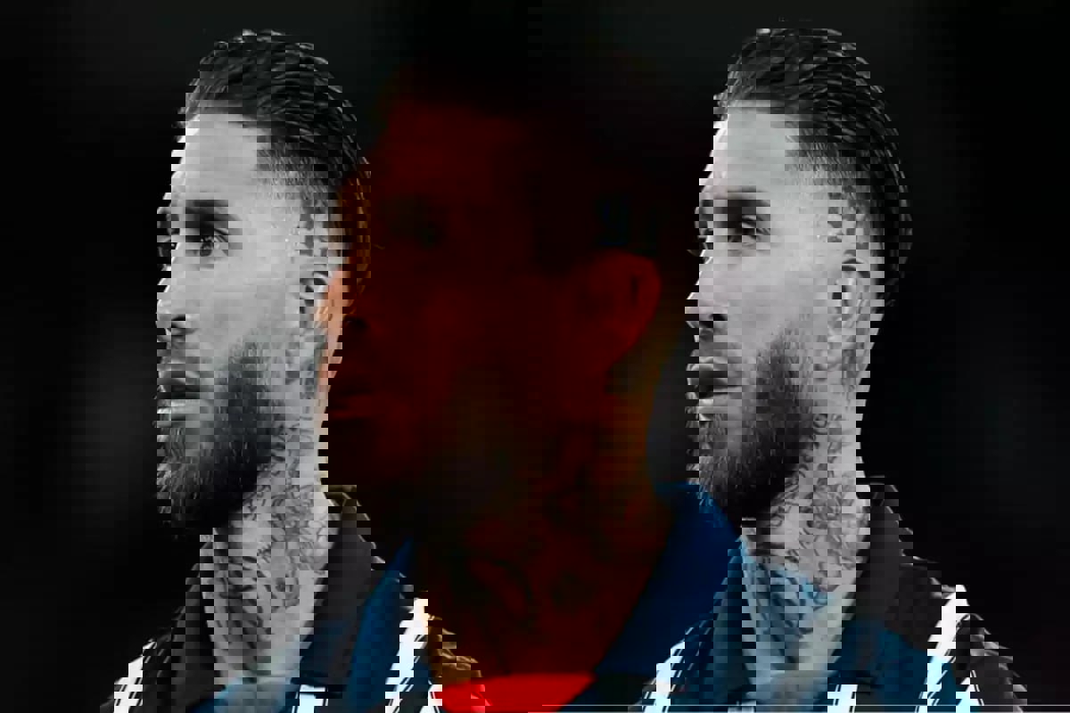 2179327