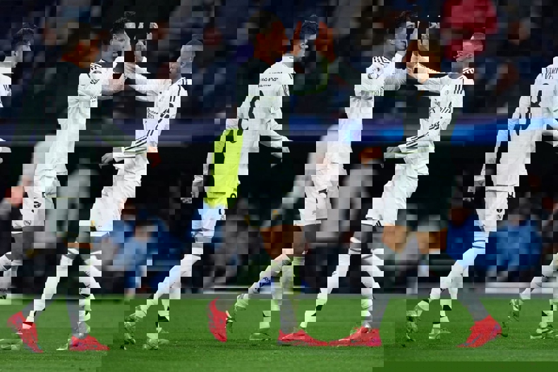 2180256