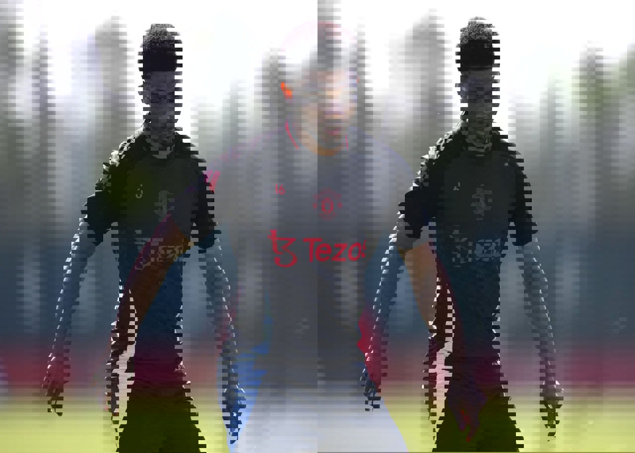 2180296