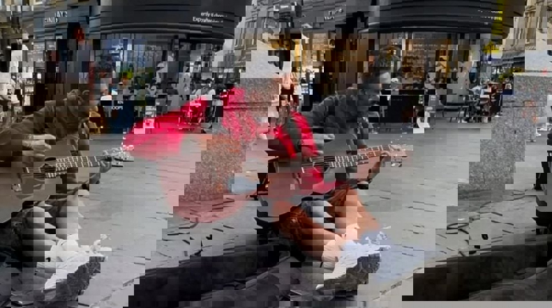 2180306