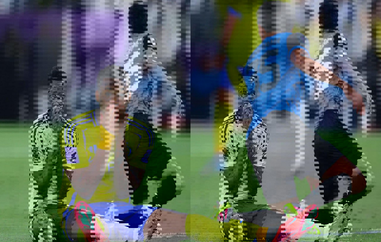 2180449