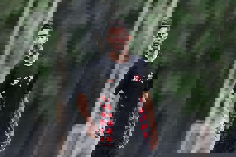 2180590