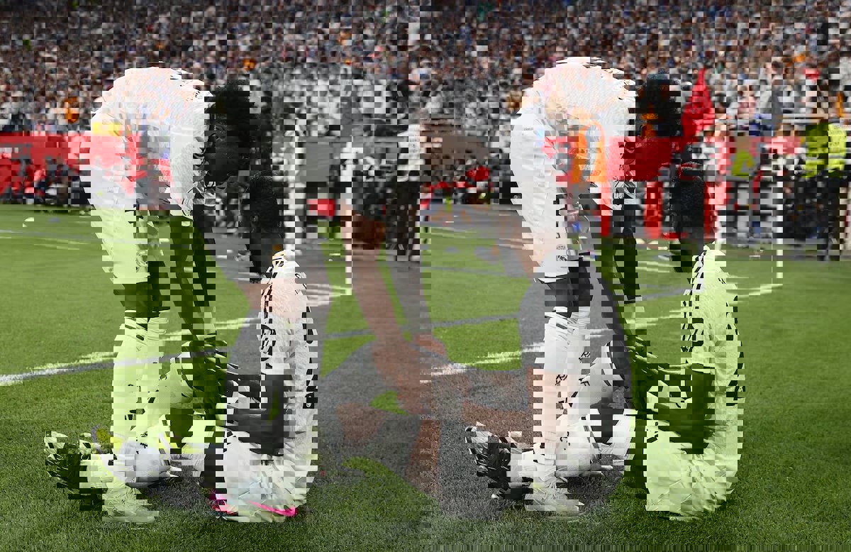 2180732
