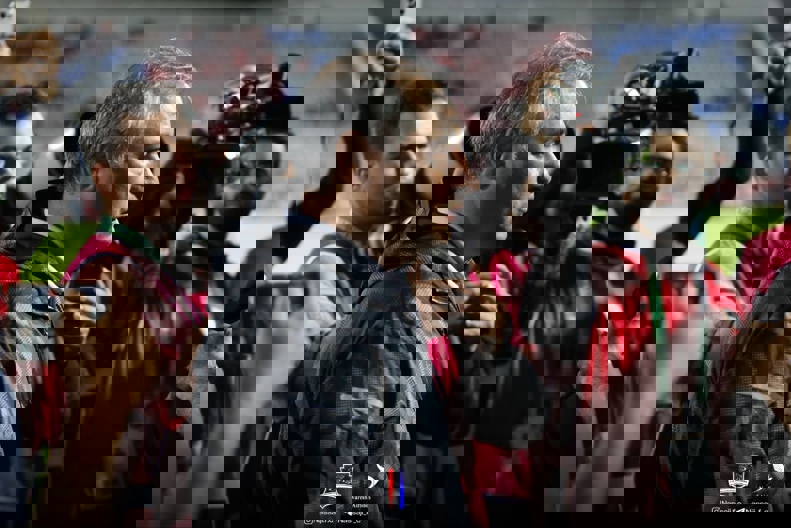 2180916