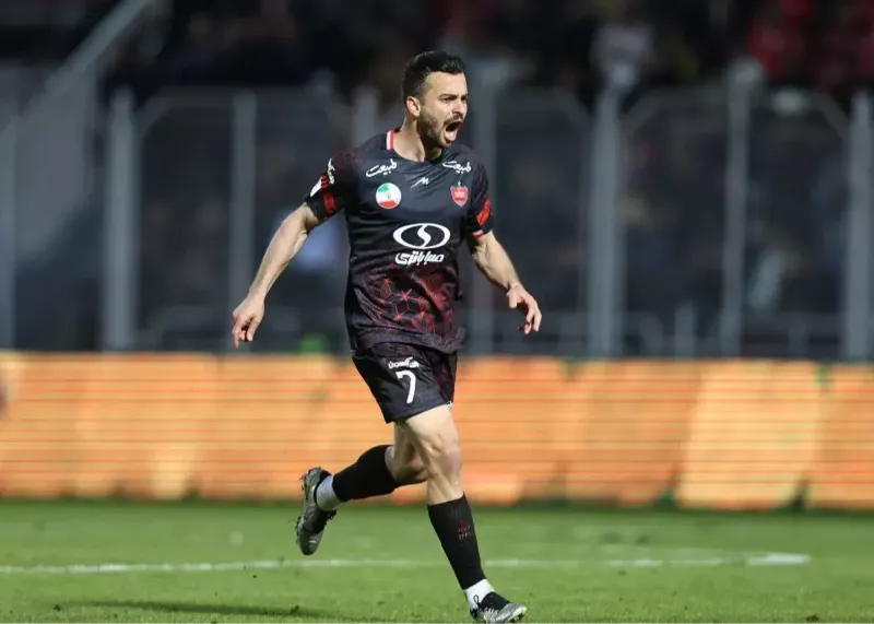 گزارش زنده: مس رفسنجان ۰ - پرسپولیس 3