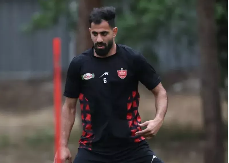 مدافع پرسپولیس بعد از پیشنهاد خارجی فیکس شد