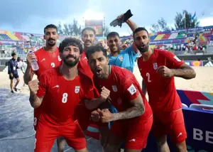 ستاره ایران: با شن و ماسه زمین بازی آشنا نیستیم!