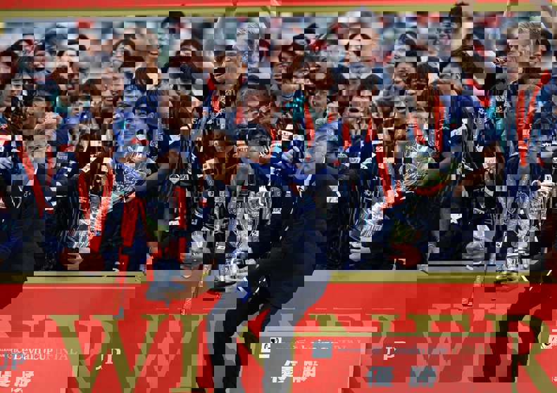 2181140