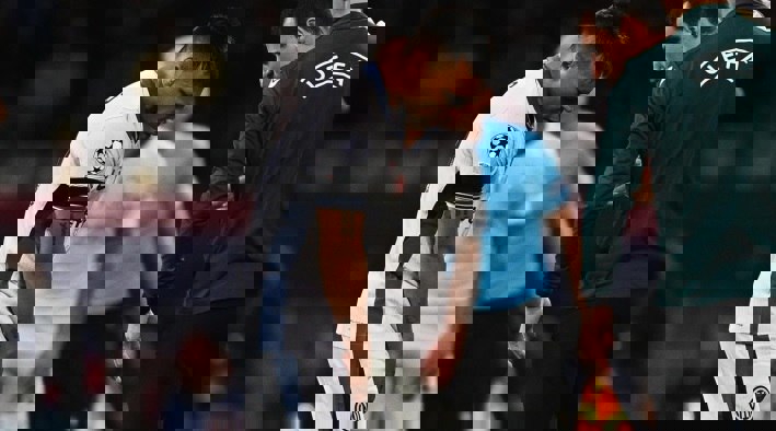 2181302