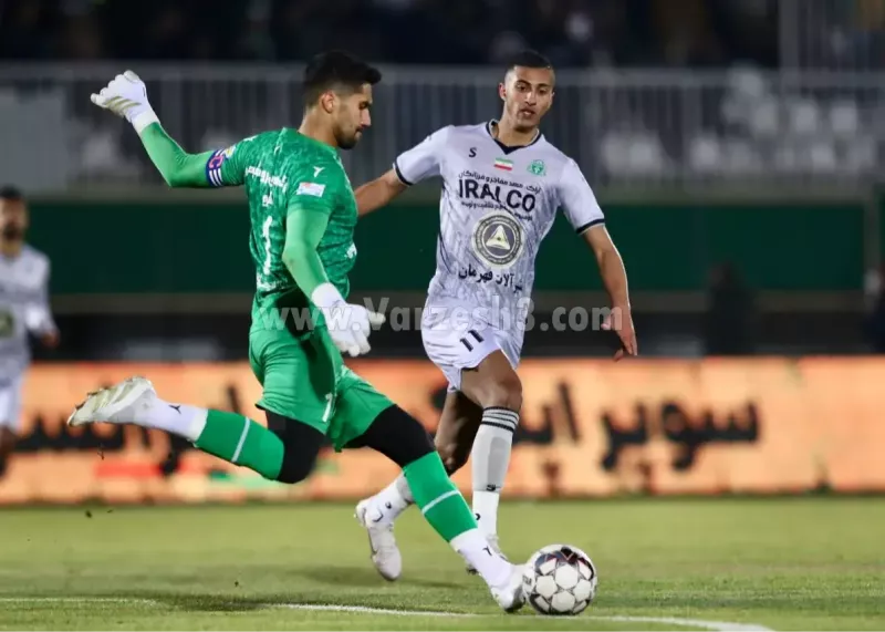 گزارش زنده: استقلال 0 - آلومینیوم 0