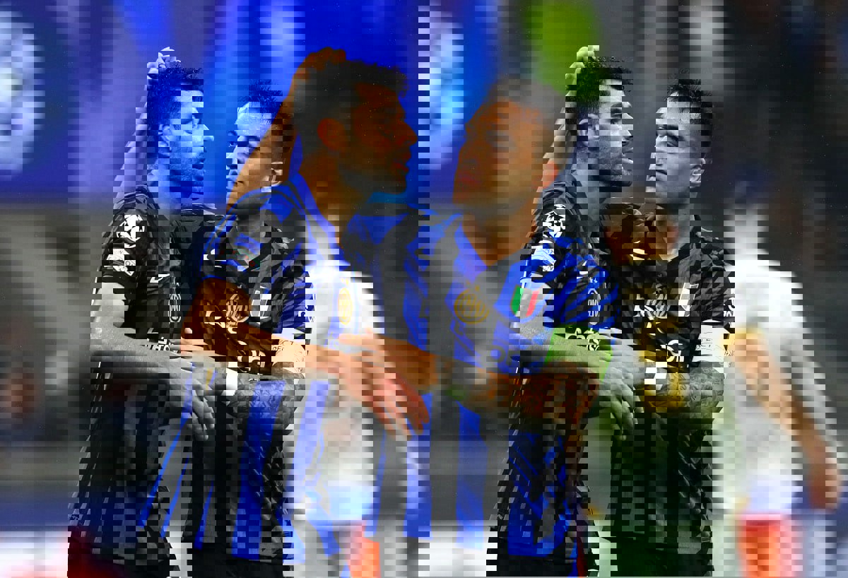 2181627