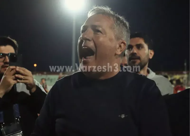 دراگان اسکوچیچ، فون‌بوکت را ادیت کن!