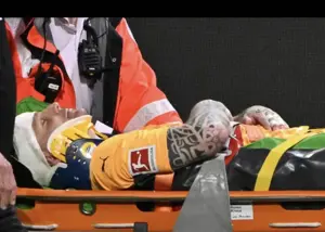 دروازه‌بان معروف در زمین ضربه مغزی شد!