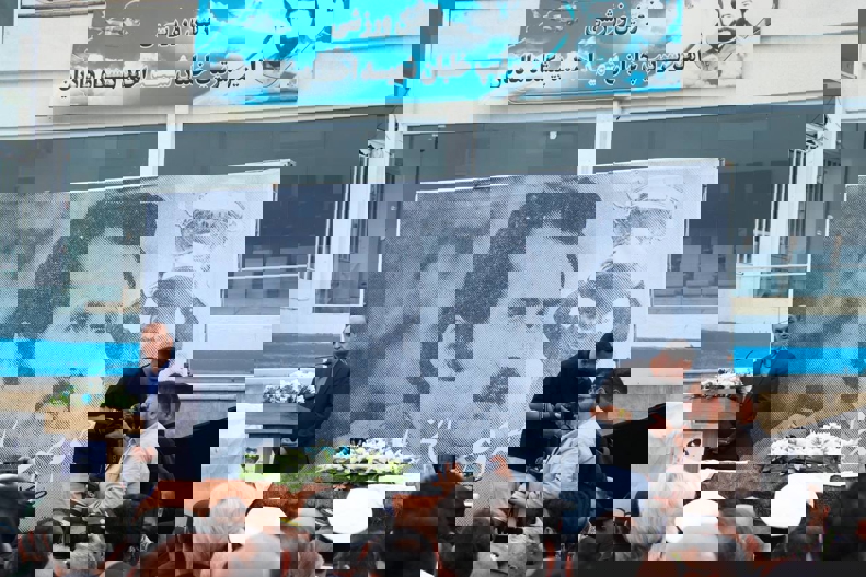 2181786