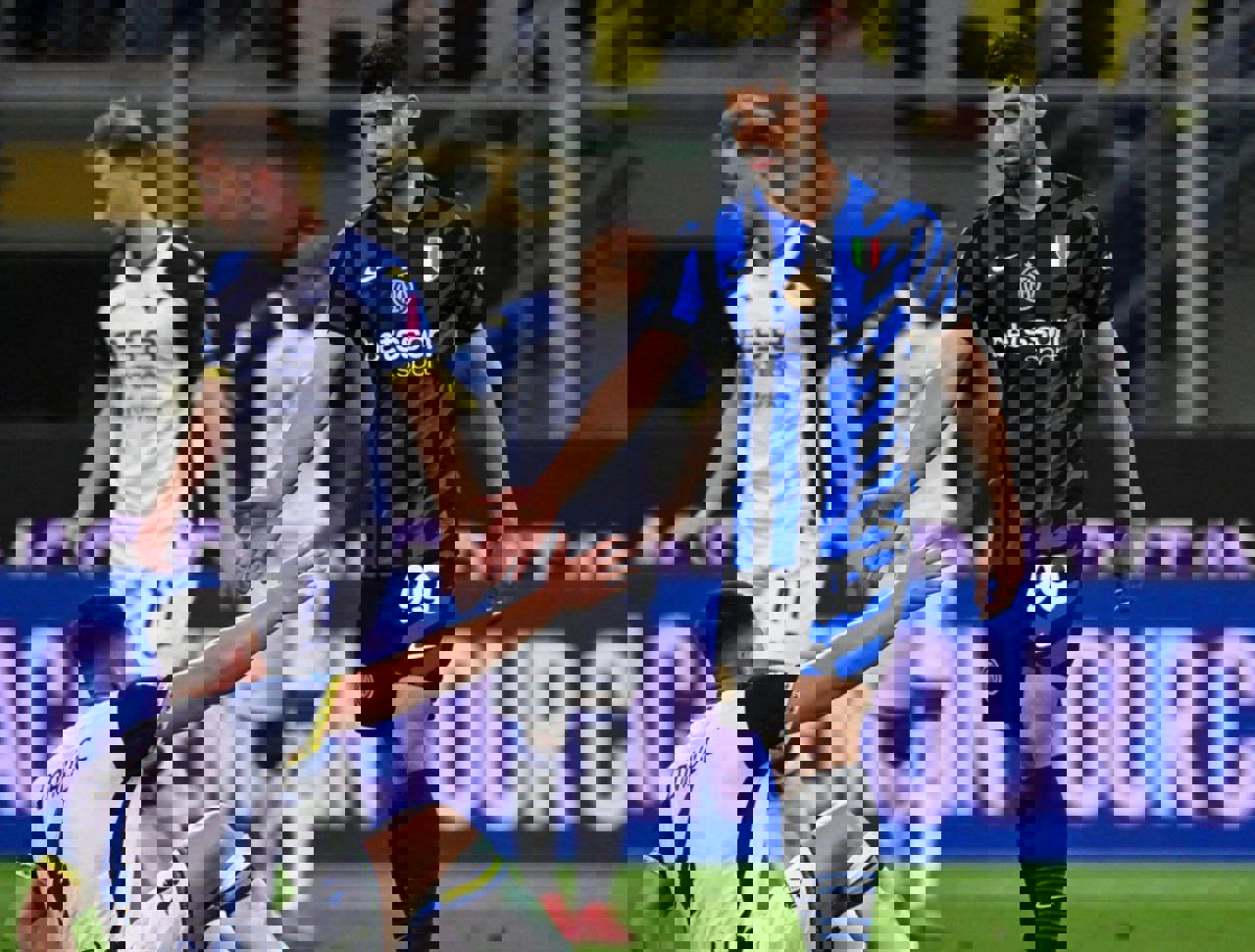2181971