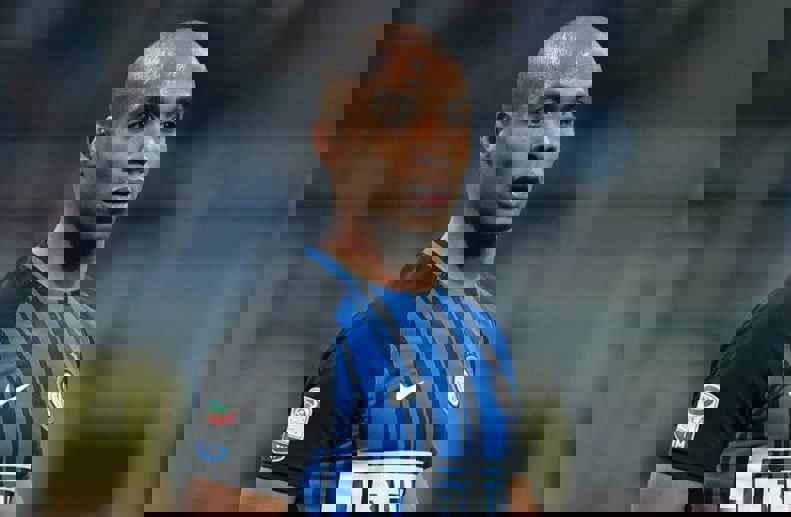 2182072