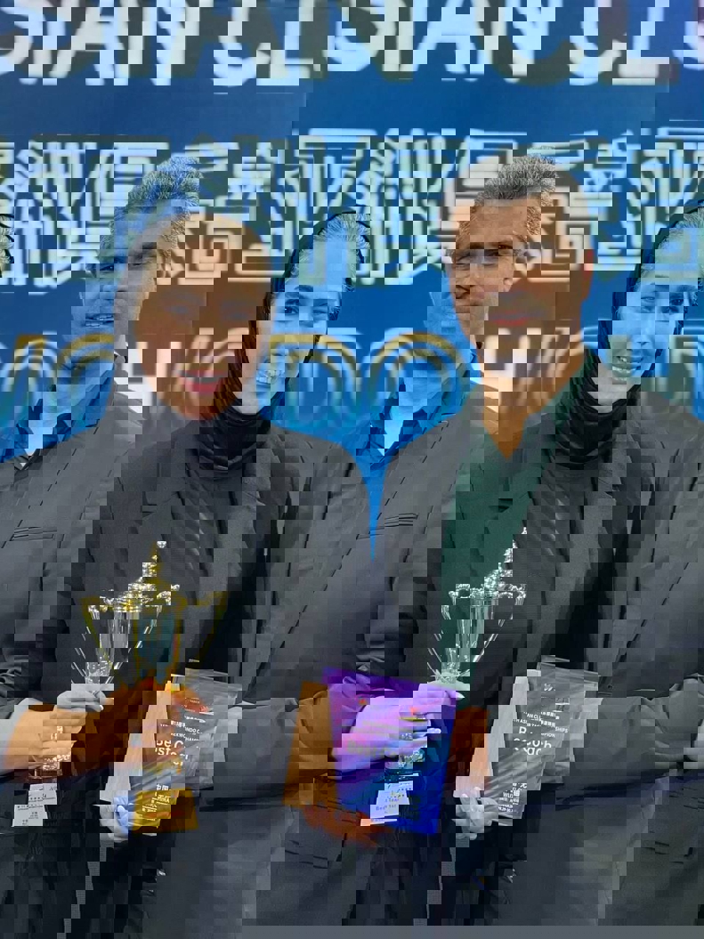 2182101