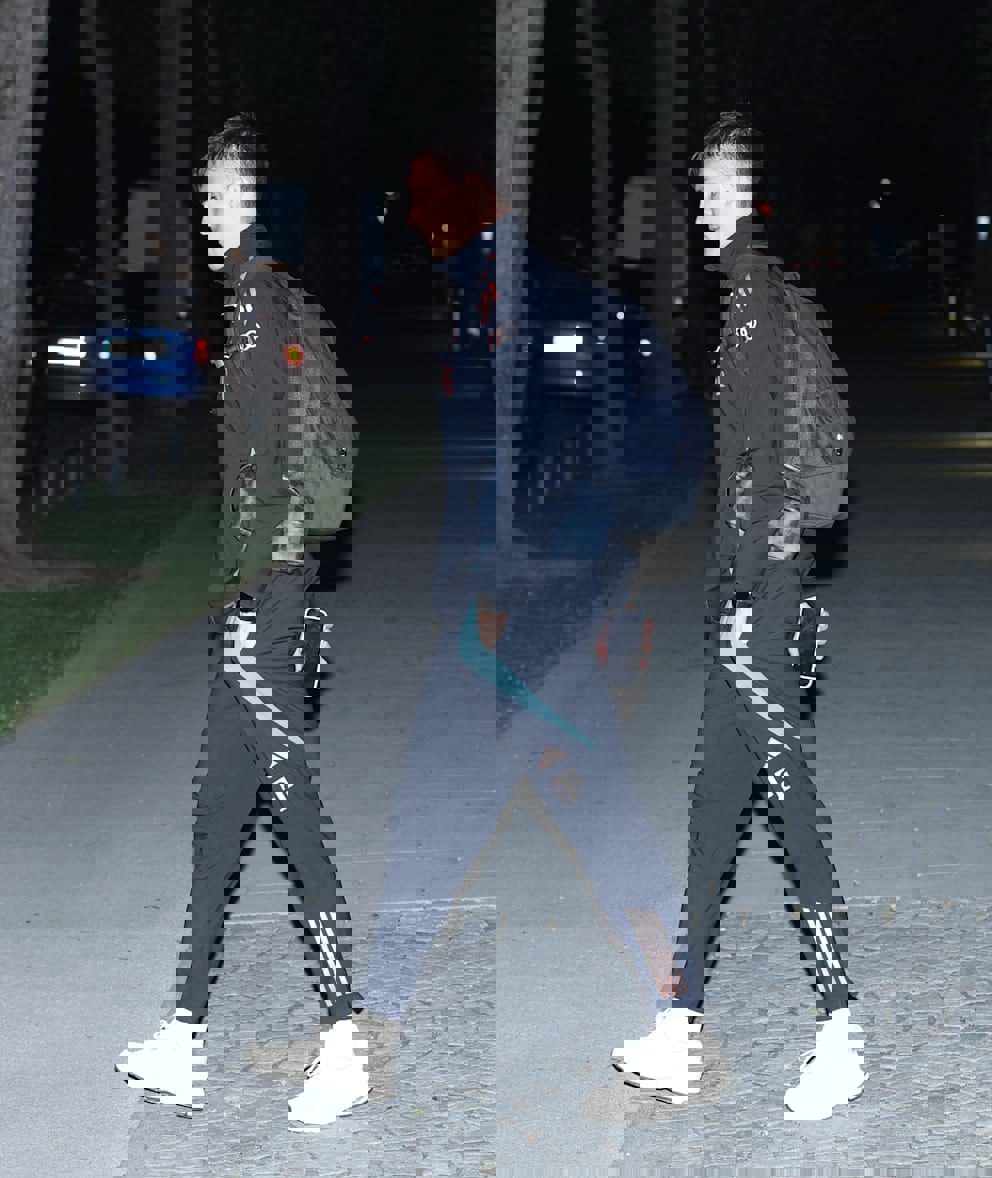 2182186