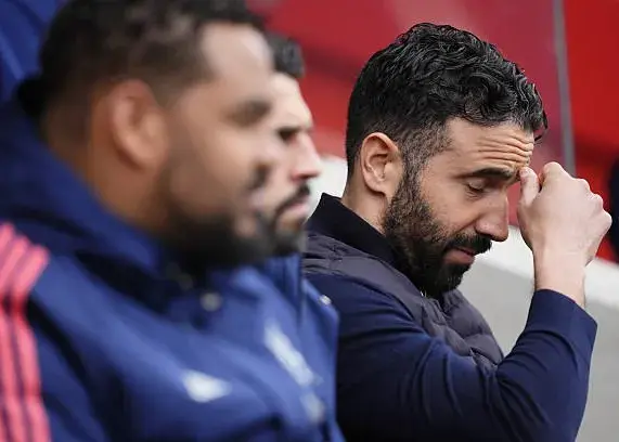 برنتفورد 4-3 یونایتد: گلهای لحظه آخری کافی نبود