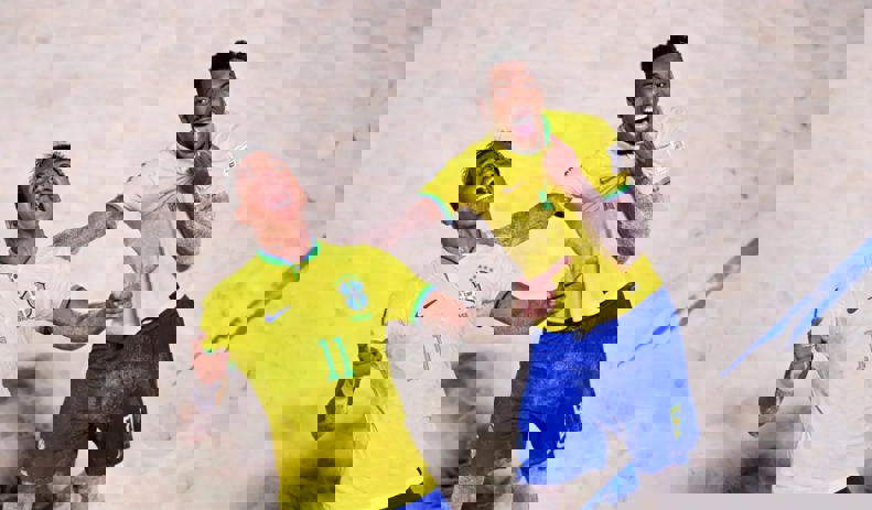 2182476