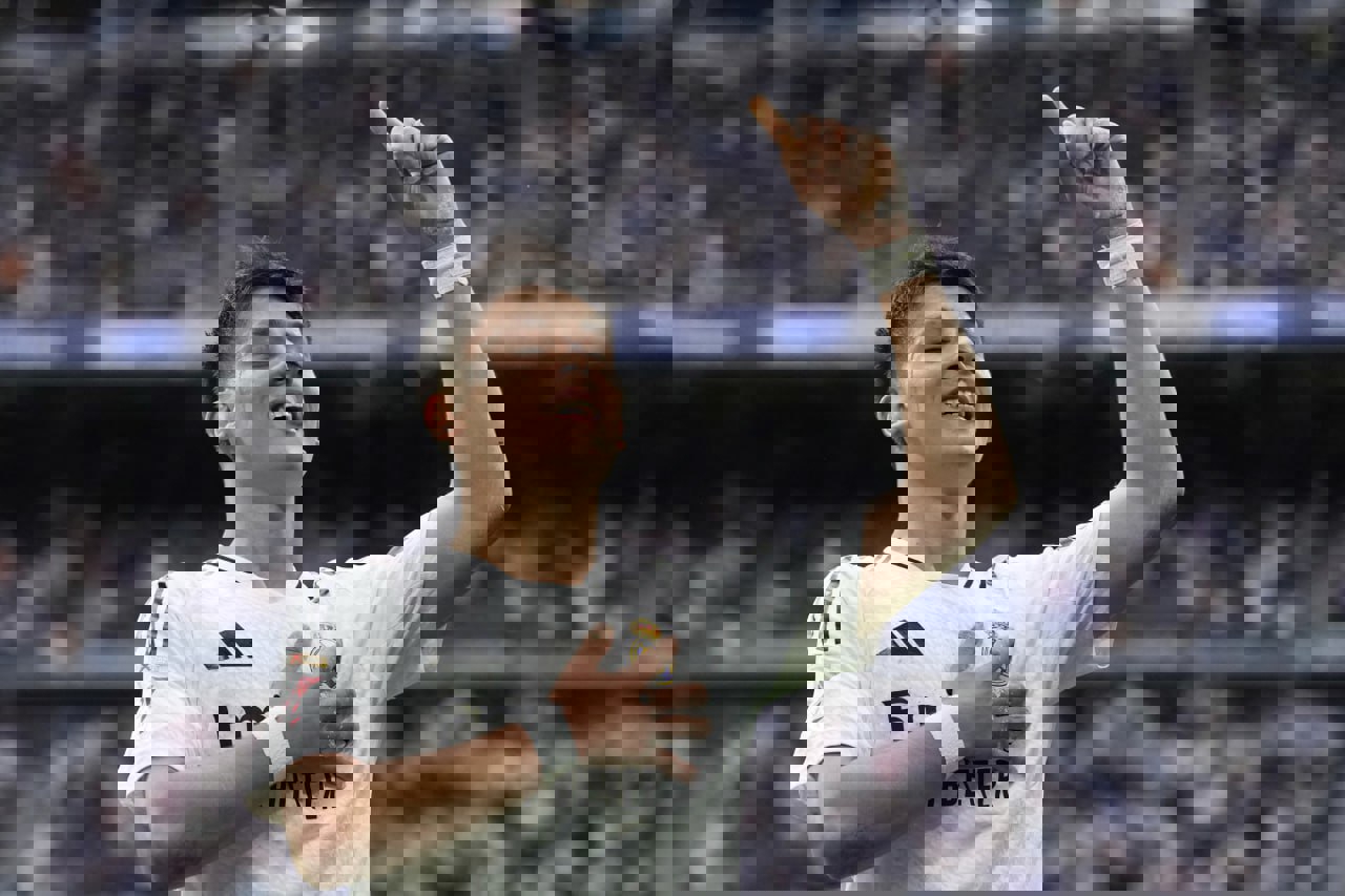 2182483
