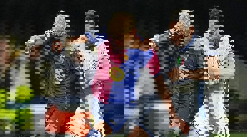 2182562