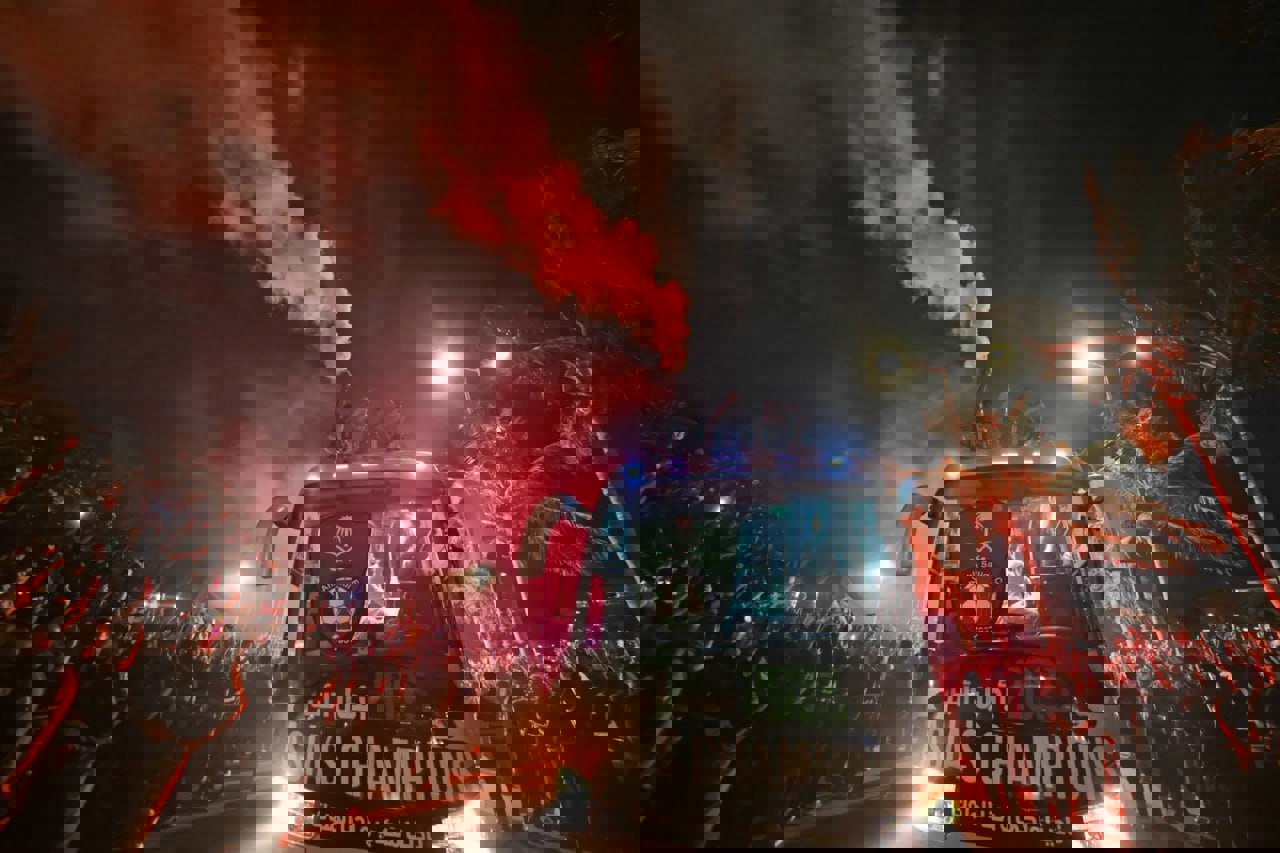 2182699