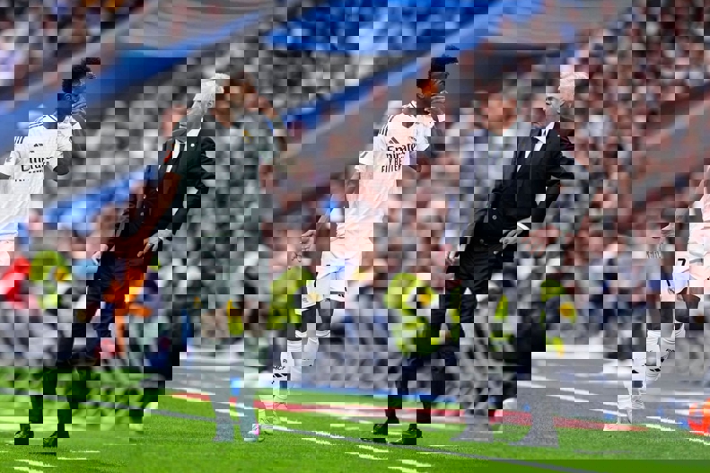 2182786