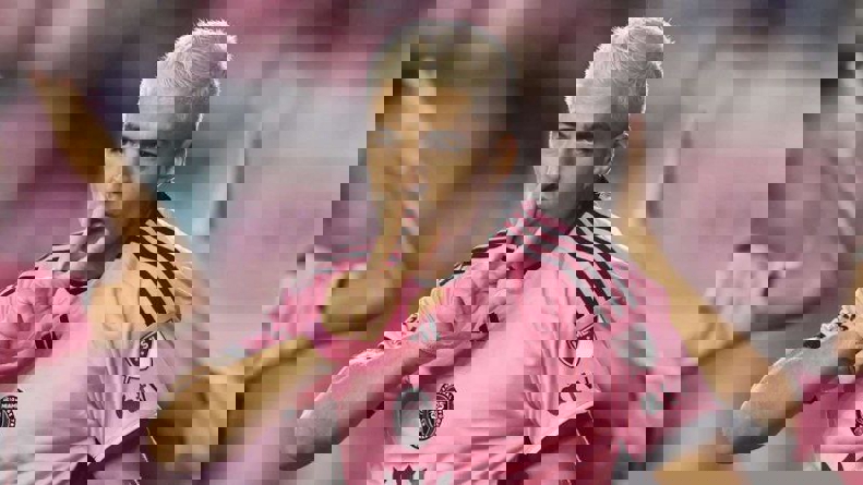 2182850