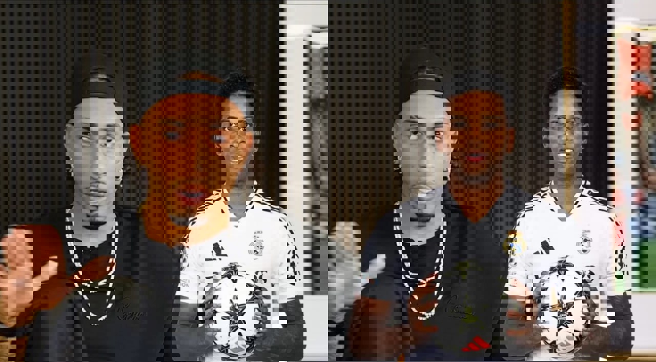 2182827