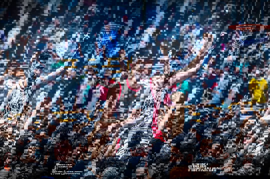 2182912