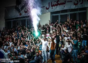 شب فراموش نشدنی در لانه عقاب‌ها (عکس)