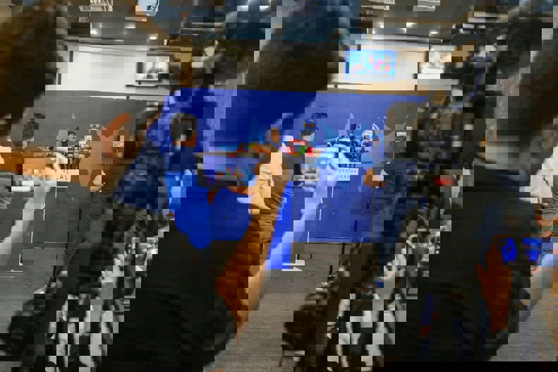 2182944