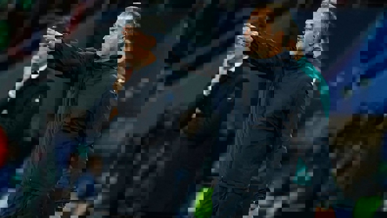 2182977