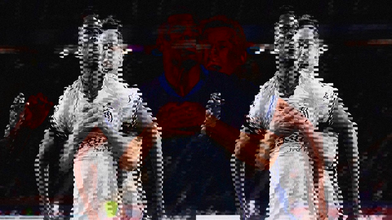 2182976