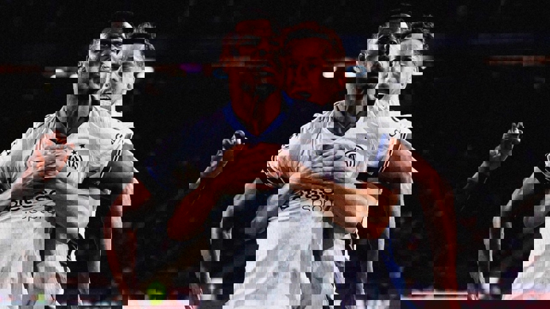 2182976