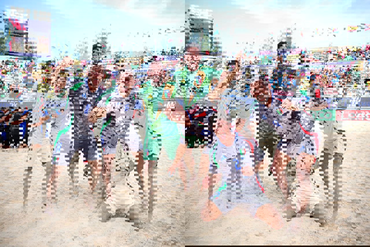 2183087