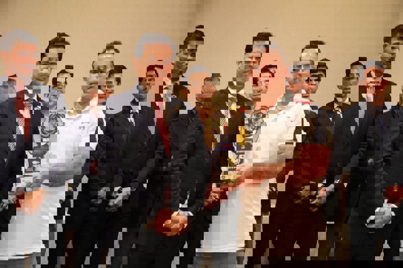 2183313