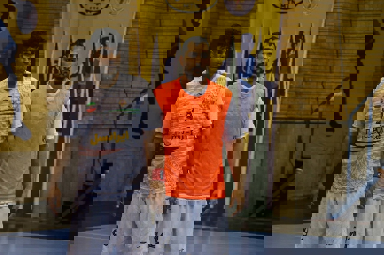 2183370