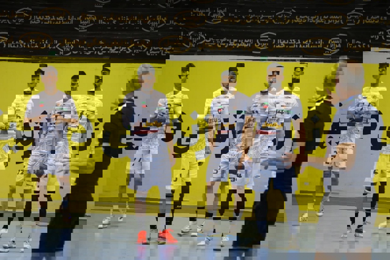 2183369