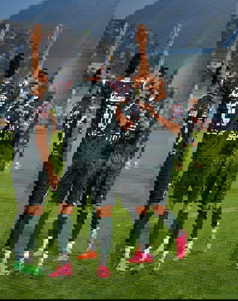 2183518