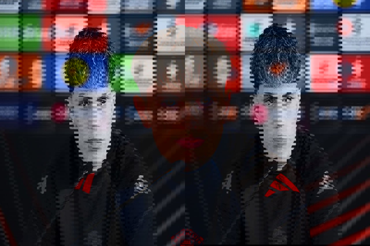 2183498