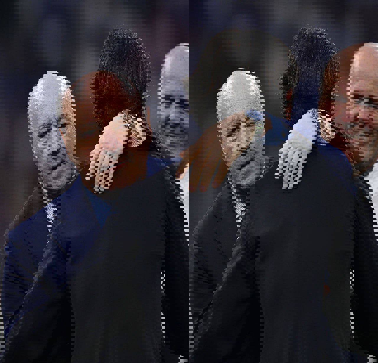 2183494