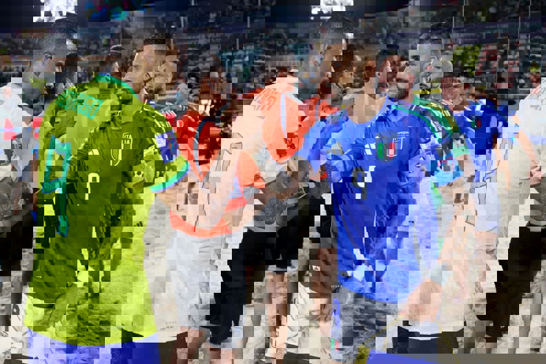 2183421