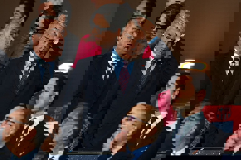 2183590