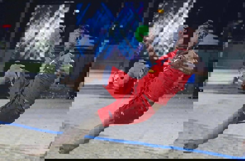 2183563
